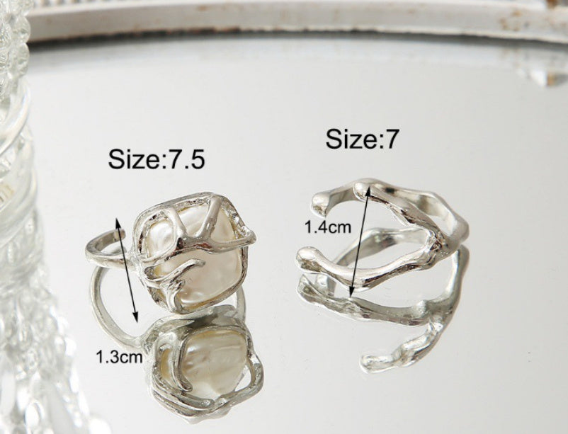 Fashion Irregular With Personality Moon Pearl Ring Suit