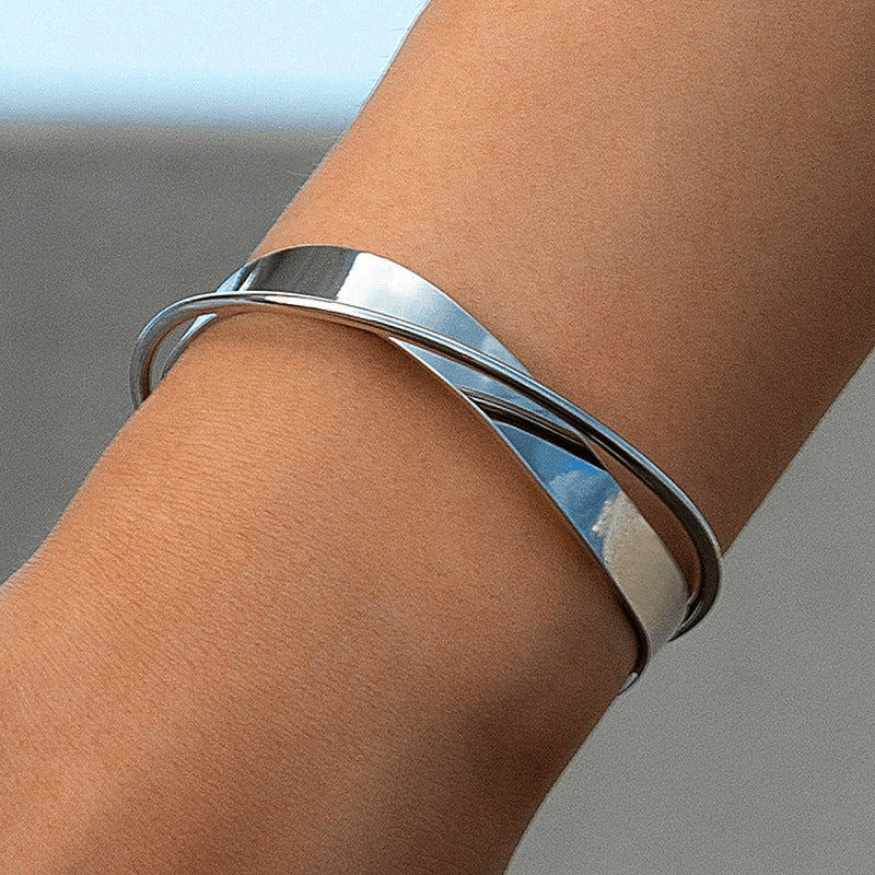 Male And Female Personality Geometric Metal Glossy Surface Jewelry