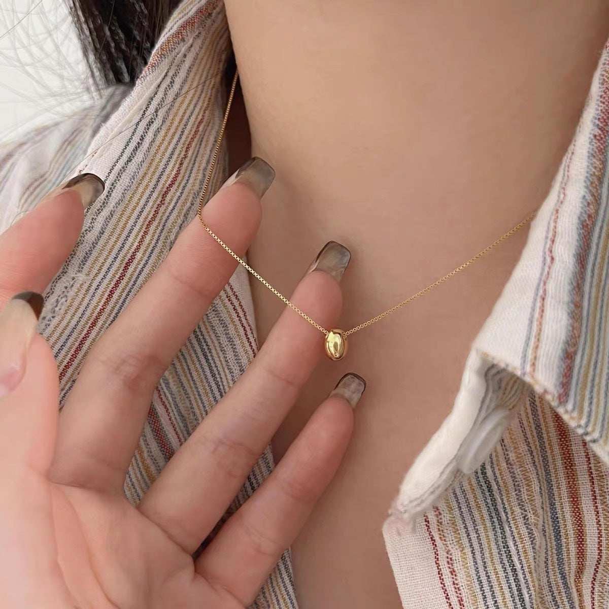 Titanium Steel Necklace Female Niche Design Hot Girl Short Pearl