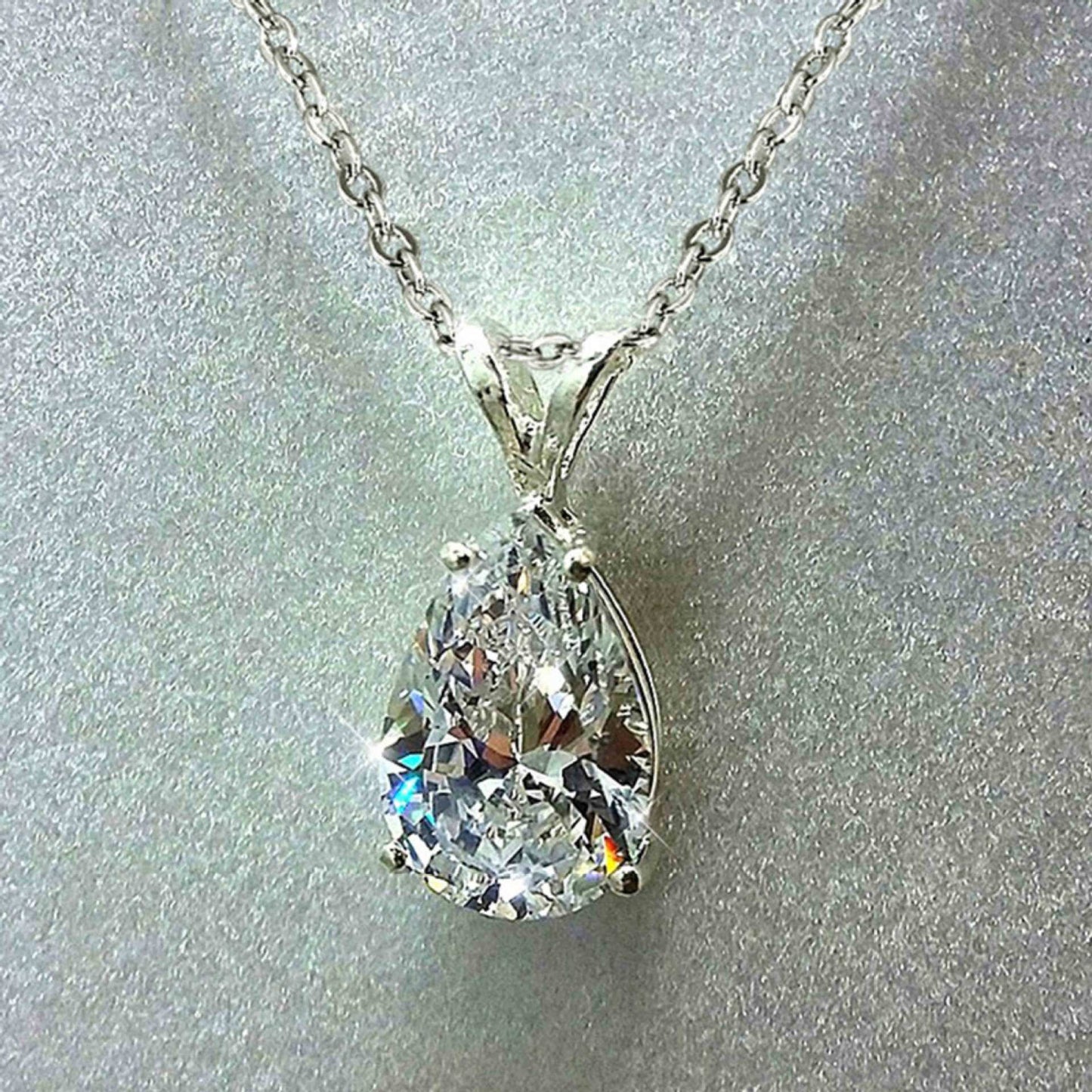 European And American Fashion Drop-shaped Necklace Fashion Simple