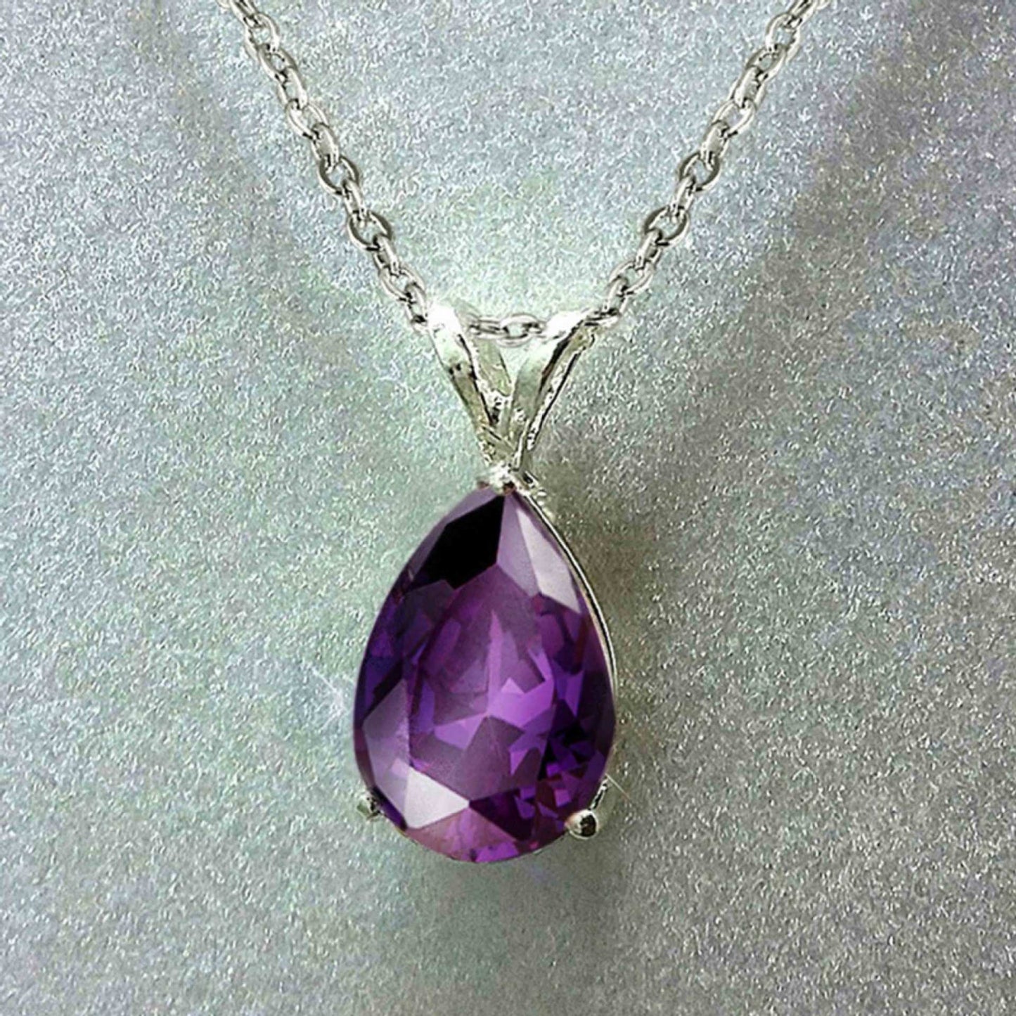 European And American Fashion Drop-shaped Necklace Fashion Simple